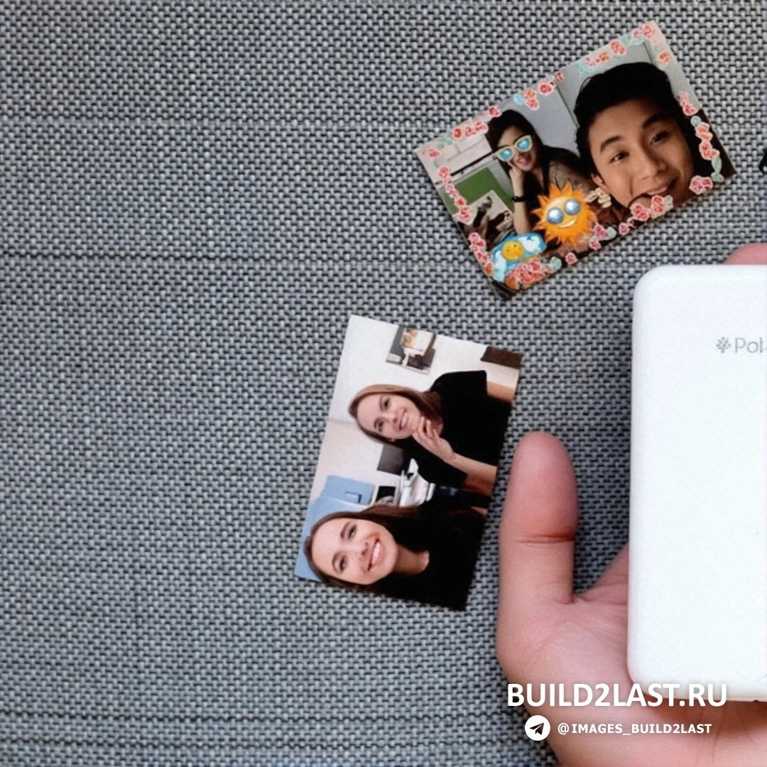   Polaroid Zip,        .